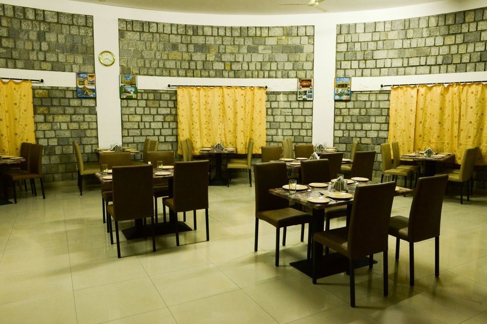 Kstdc Mayura Durg Chitradurga Extérieur photo